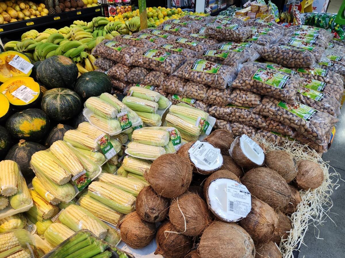 Mercado já se prepara para a procura de alimentos típicos da data